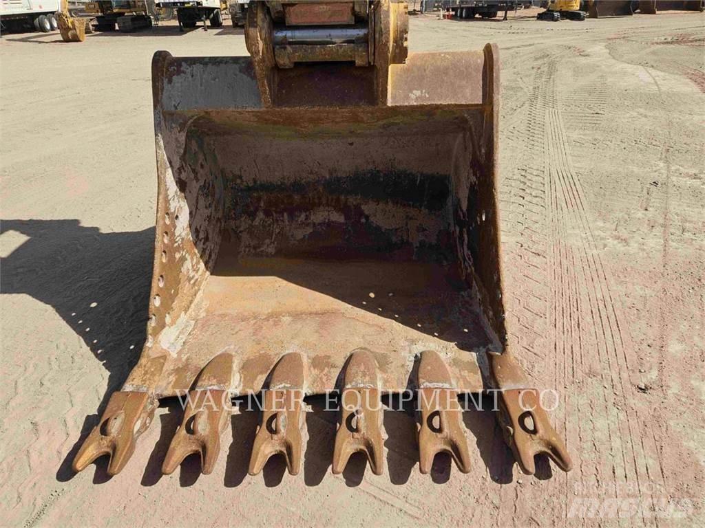 CAT 349FL Гусеничні екскаватори