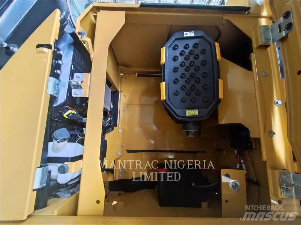CAT 350-06 Гусеничні екскаватори