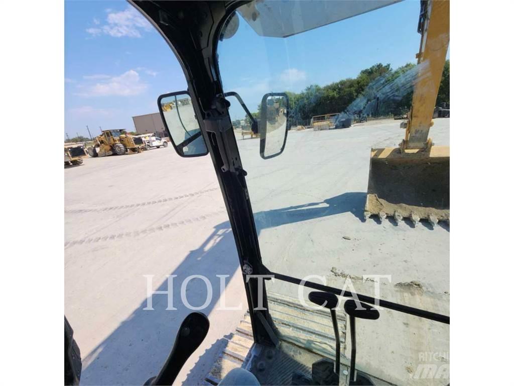 CAT 352 11 Гусеничні екскаватори