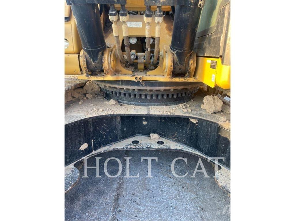CAT 352 11 TC Гусеничні екскаватори