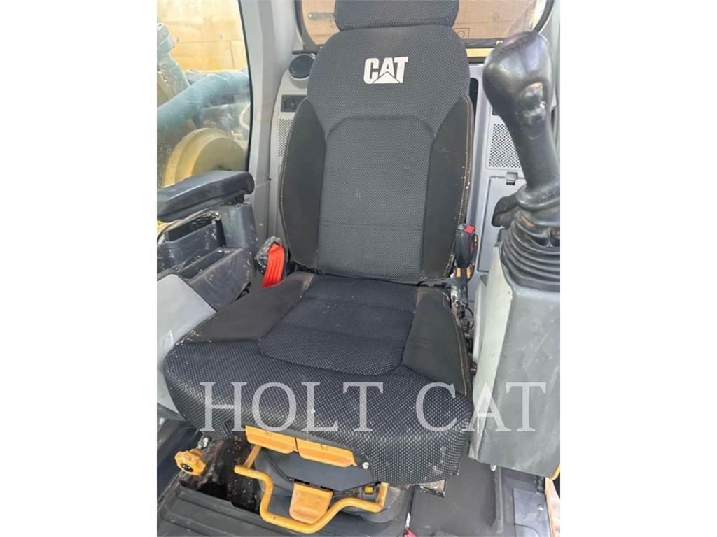 CAT 352 12 TC Гусеничні екскаватори