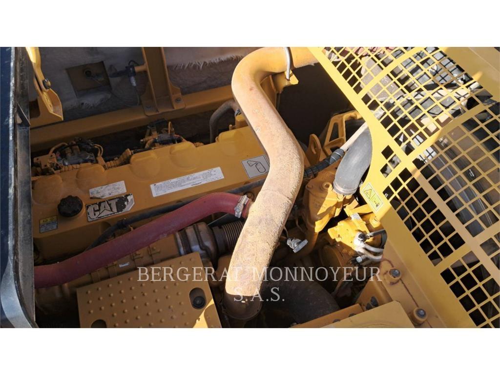 CAT 352F Гусеничні екскаватори