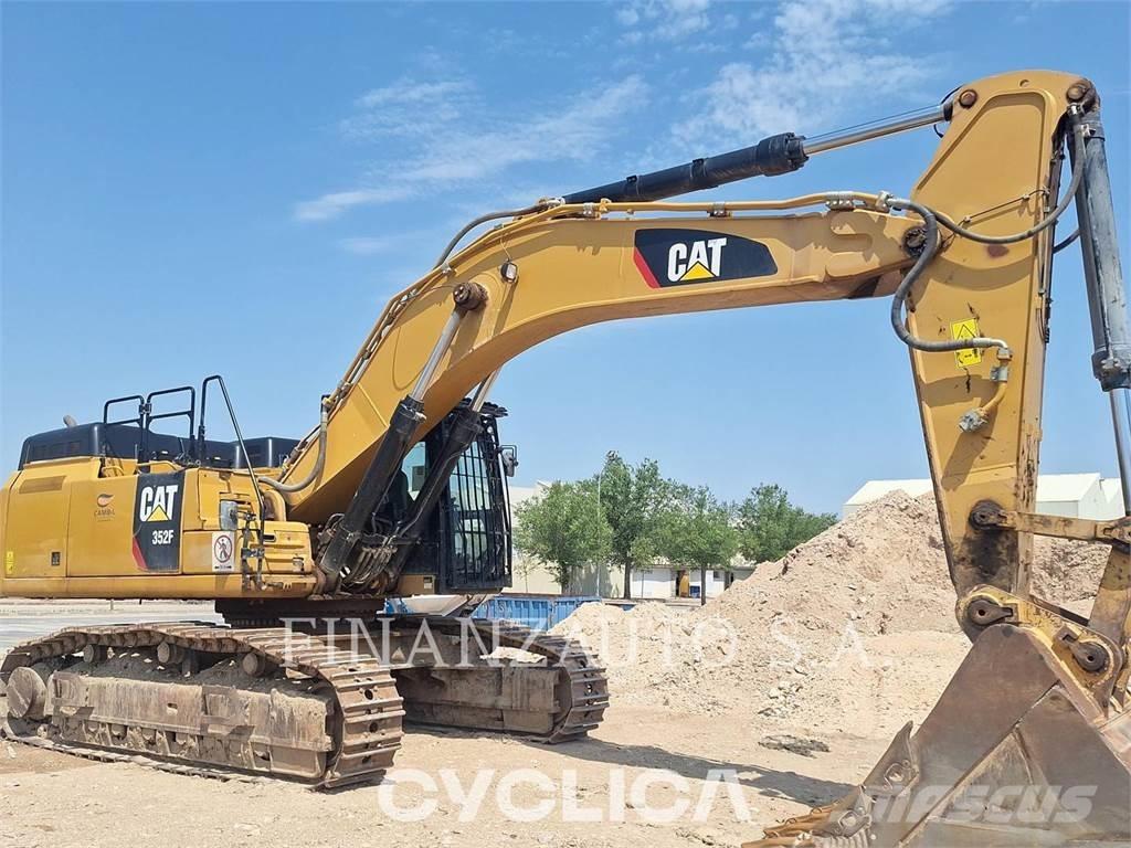 CAT 352FL Гусеничні екскаватори