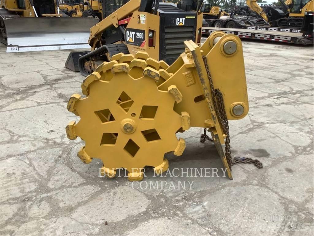 CAT 36 COMPACTOR WHEEL Будтехніка - Інші
