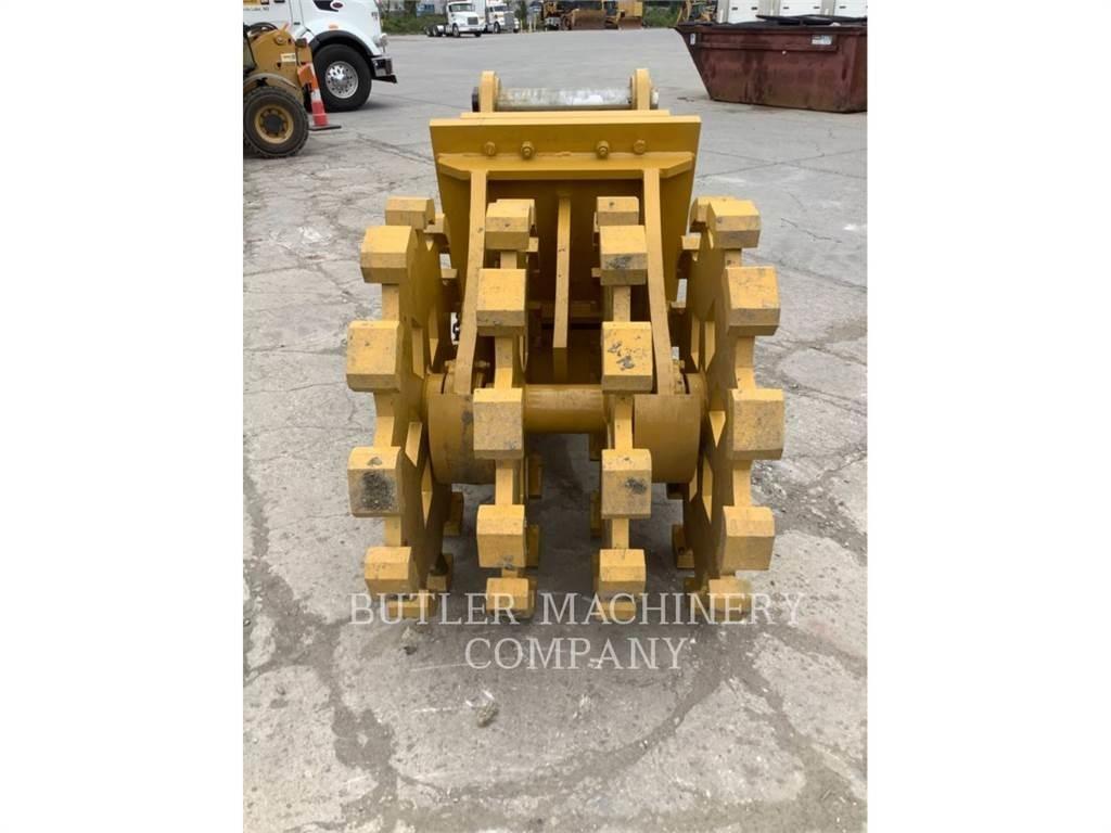 CAT 36 COMPACTOR WHEEL Будтехніка - Інші