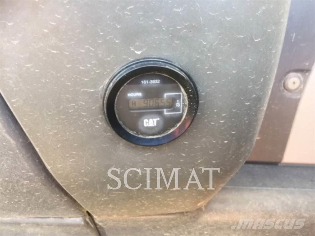 CAT 365CL Гусеничні екскаватори