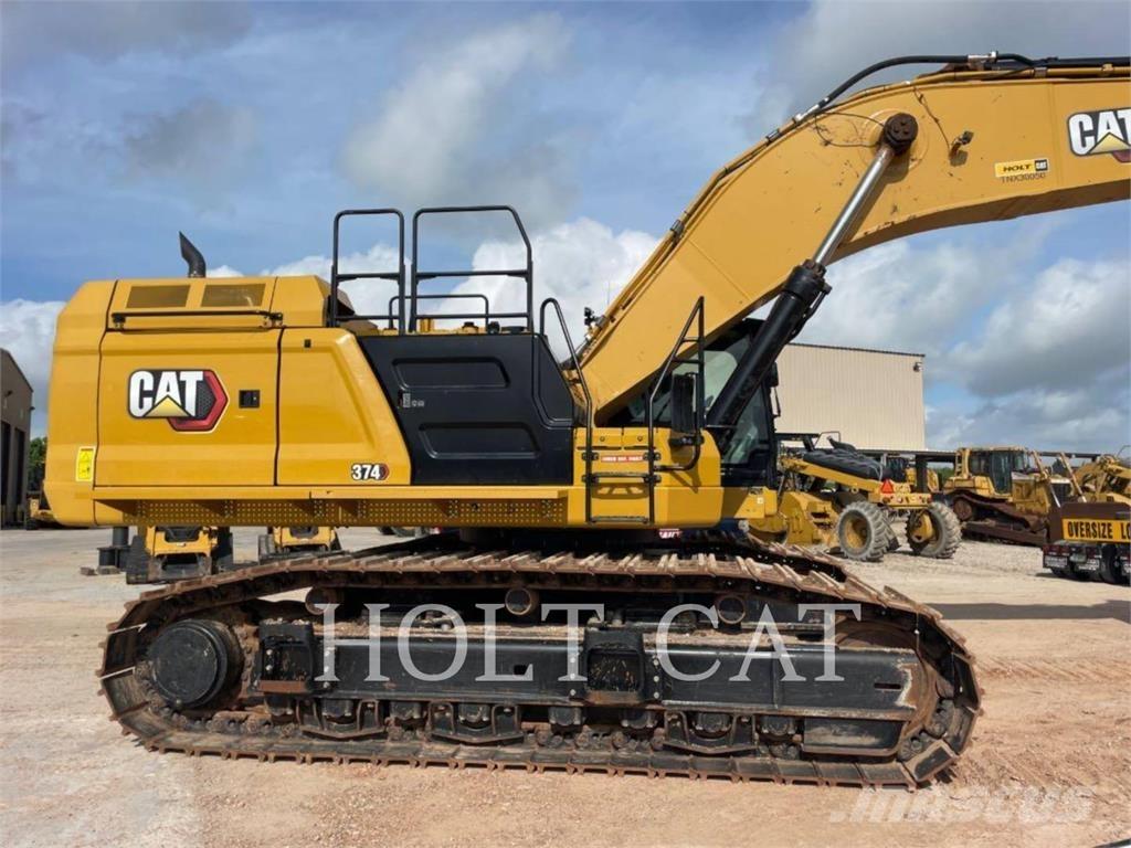 CAT 374 Гусеничні екскаватори