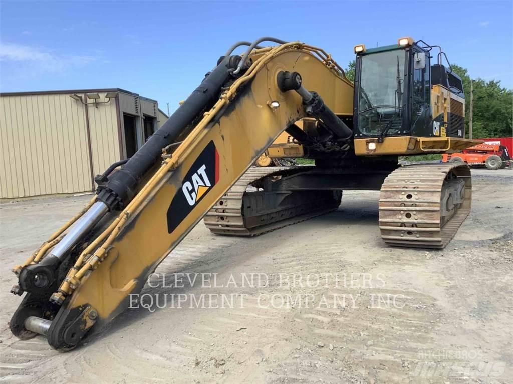 CAT 374DL Гусеничні екскаватори