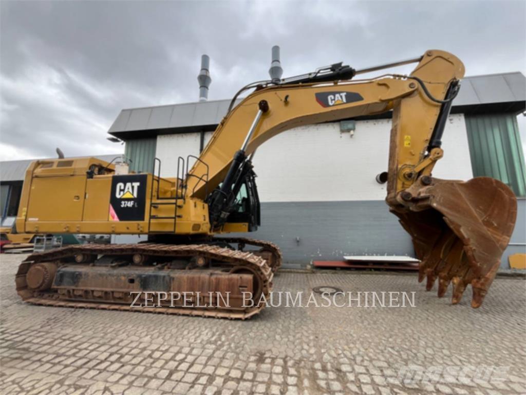 CAT 374FL Гусеничні екскаватори