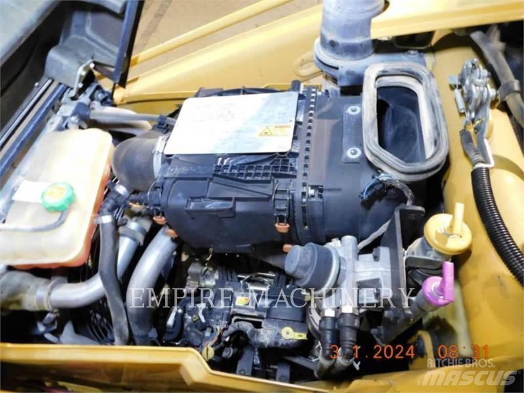 CAT 415F2 4EOP Екскаватори-навантажувачі