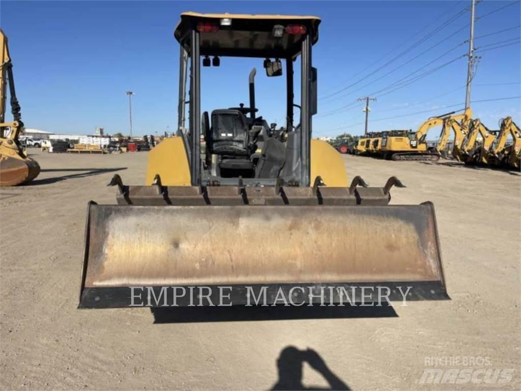 CAT 415F2 IL Фронтальні навантажувачі