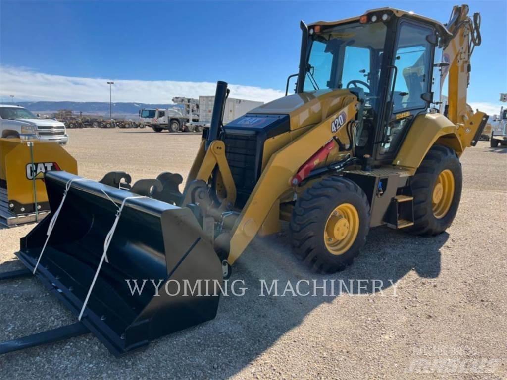 CAT 420 Екскаватори-навантажувачі
