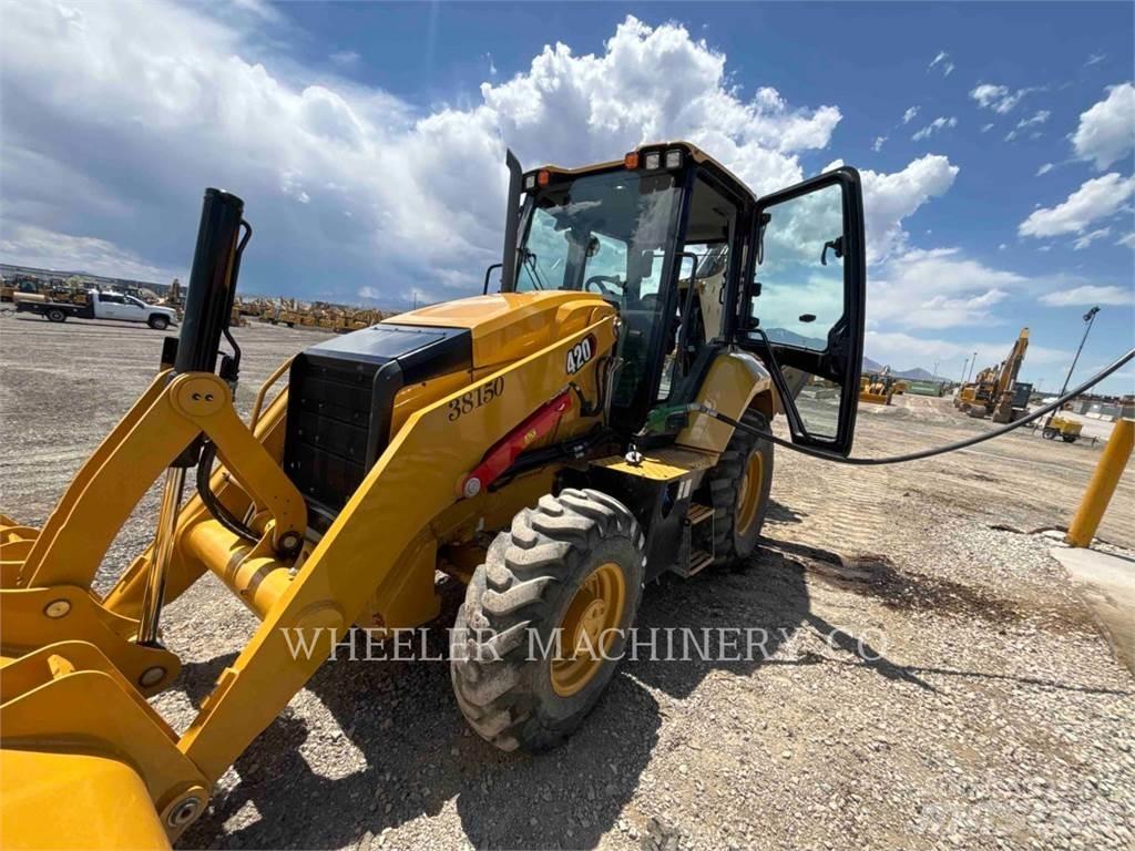 CAT 420 Екскаватори-навантажувачі