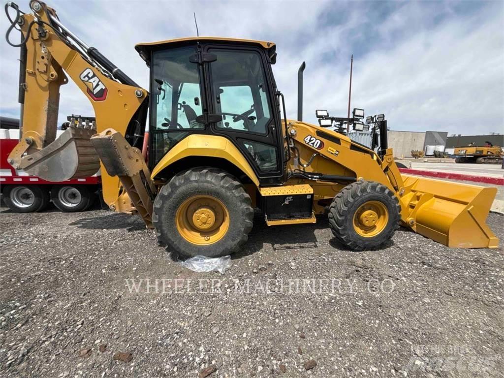 CAT 420 Екскаватори-навантажувачі