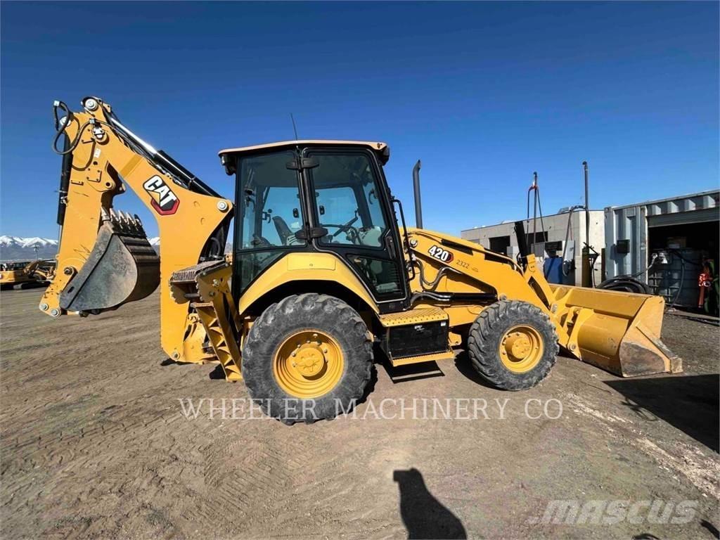CAT 420 Екскаватори-навантажувачі