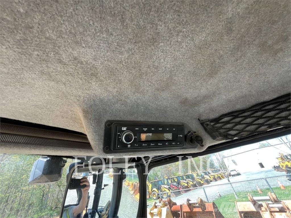 CAT 420-07 Екскаватори-навантажувачі