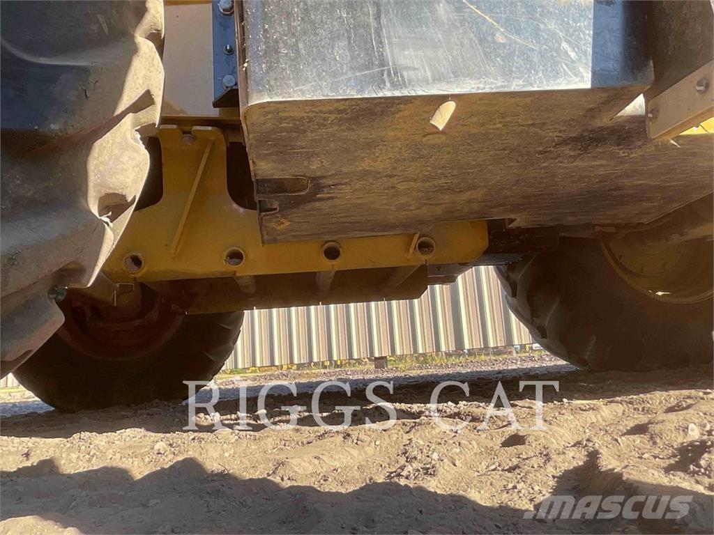 CAT 420 4AEM Екскаватори-навантажувачі