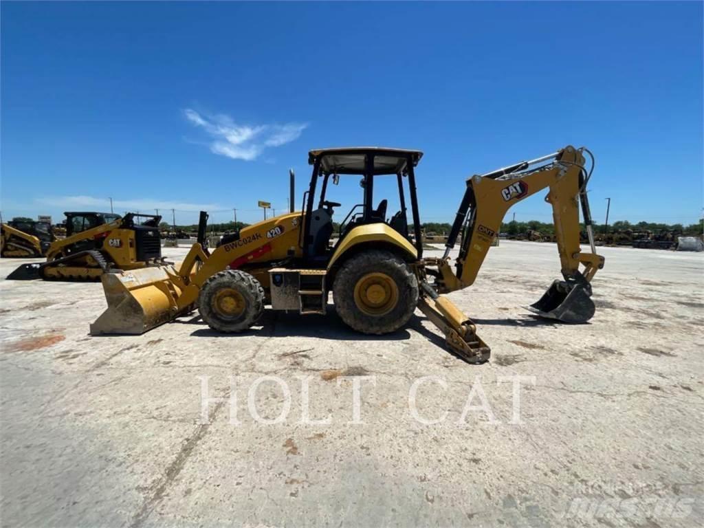 CAT 420 4SX Екскаватори-навантажувачі