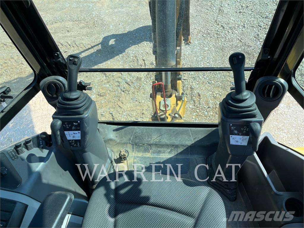 CAT 420 AE4 Екскаватори-навантажувачі