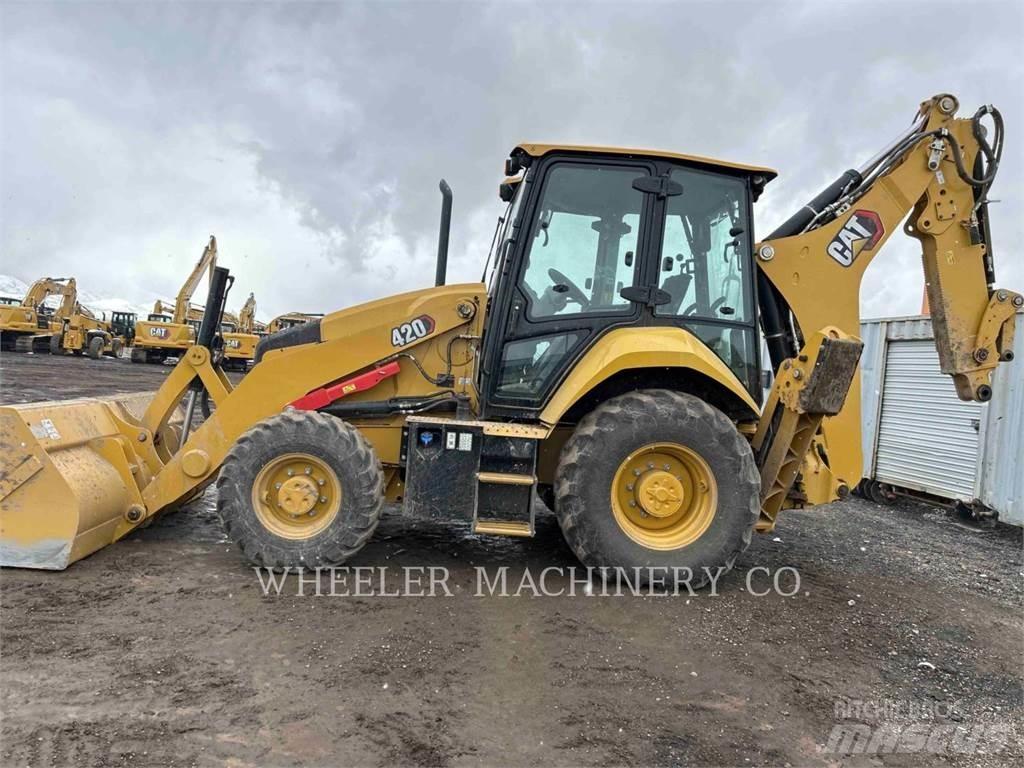CAT 420 CF Екскаватори-навантажувачі