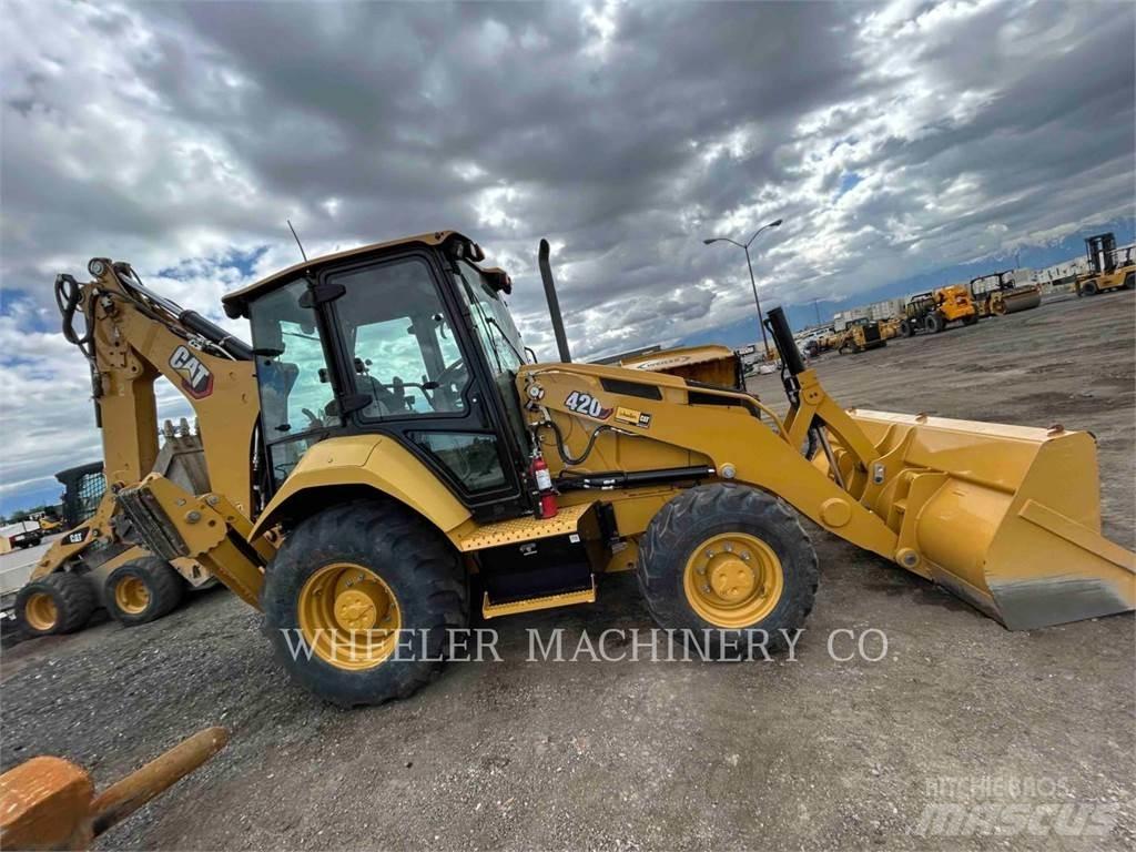 CAT 420 CF Екскаватори-навантажувачі