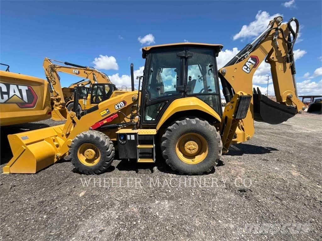 CAT 420 CF Екскаватори-навантажувачі