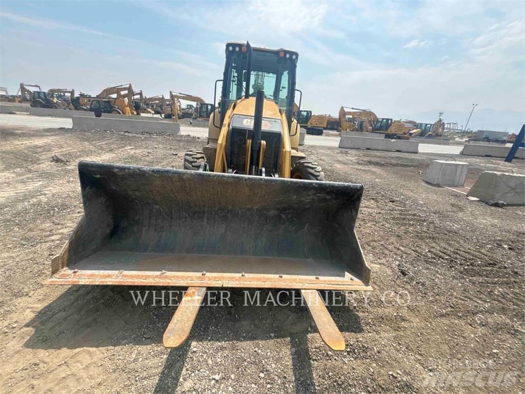 CAT 420 IT CF Екскаватори-навантажувачі