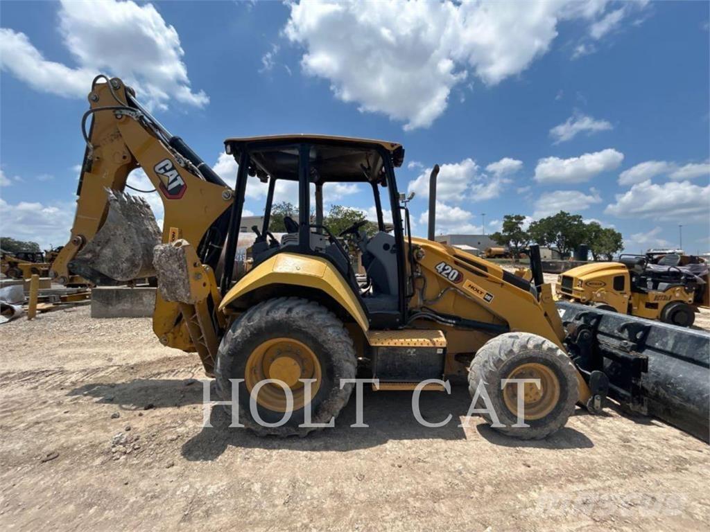 CAT 420 IT4SX Екскаватори-навантажувачі