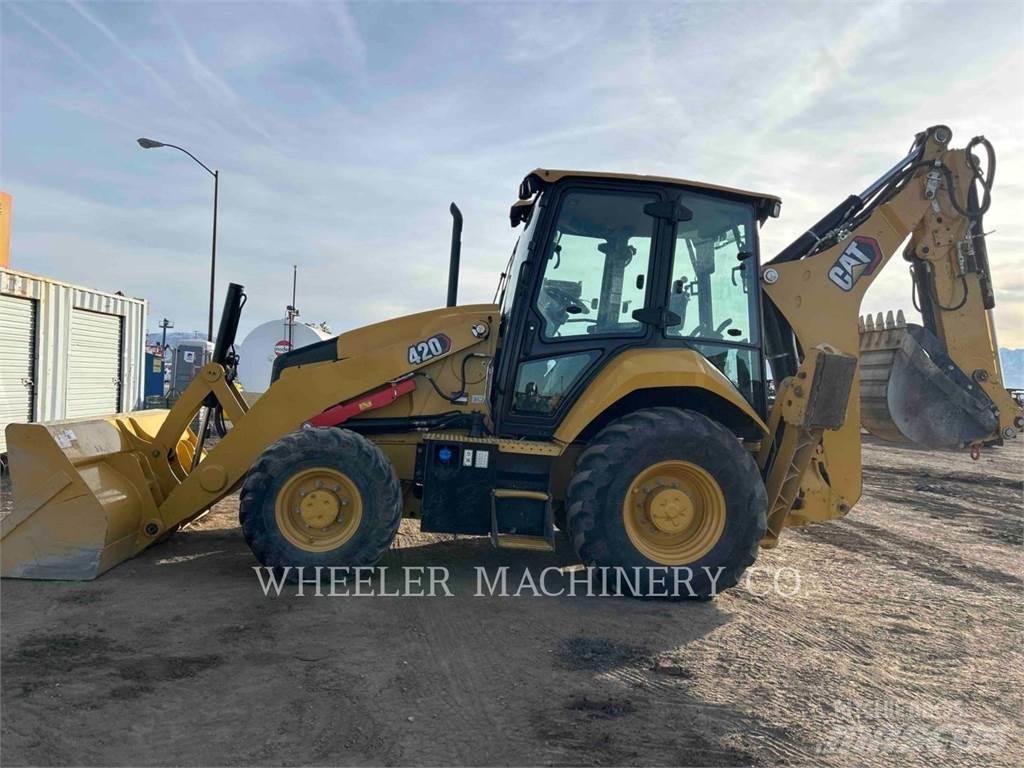 CAT 420 TH Екскаватори-навантажувачі