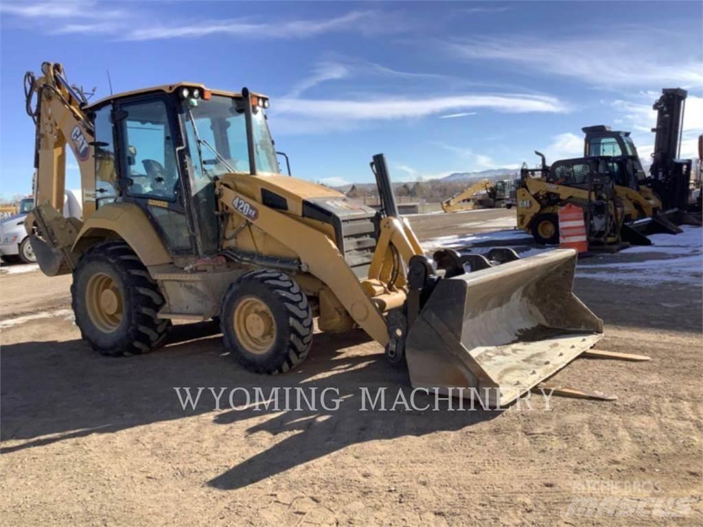 CAT 420 XE Екскаватори-навантажувачі