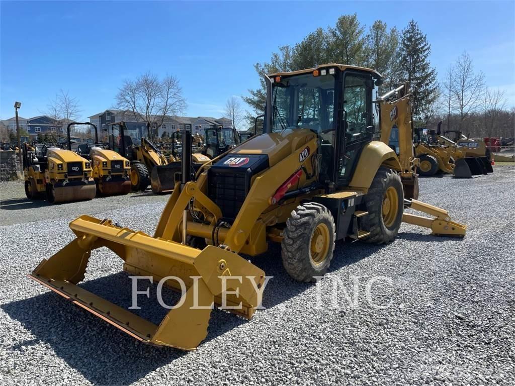 CAT 42007 Екскаватори-навантажувачі