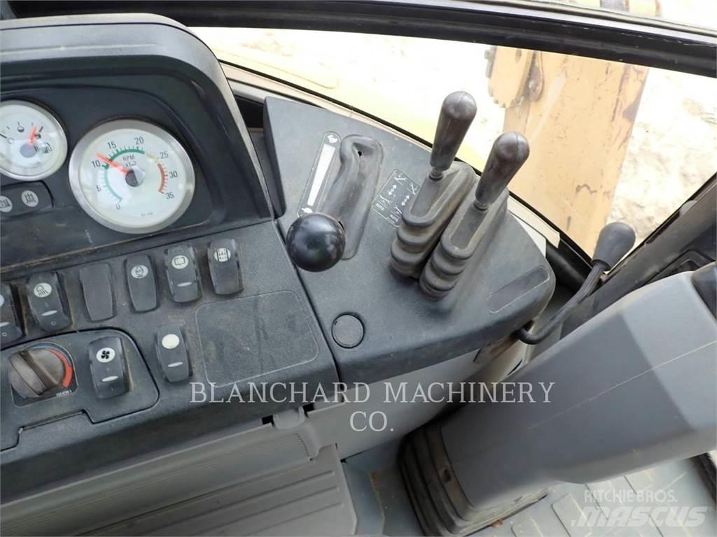 CAT 420EIT Екскаватори-навантажувачі