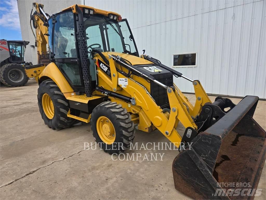 CAT 420F Екскаватори-навантажувачі