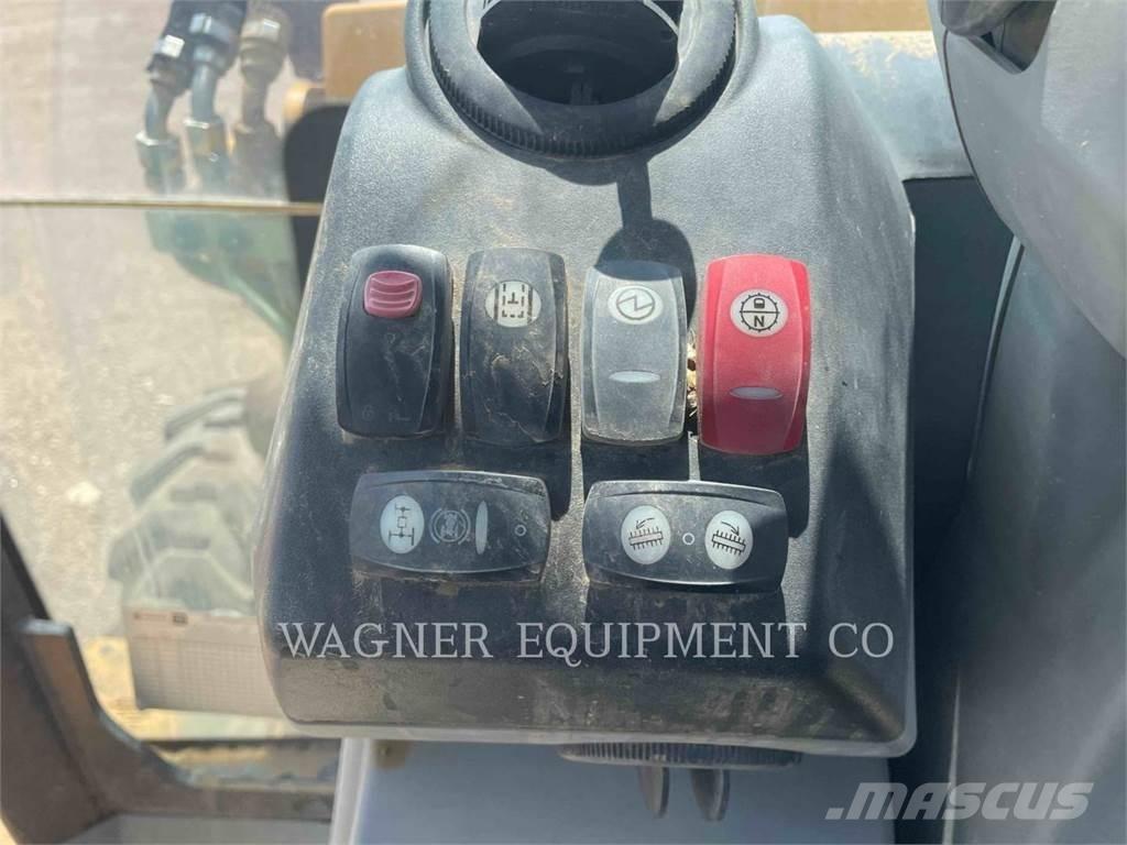 CAT 420F IT4WE Екскаватори-навантажувачі