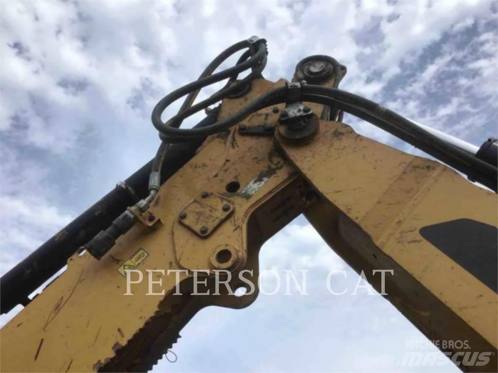 CAT 420F2 Екскаватори-навантажувачі