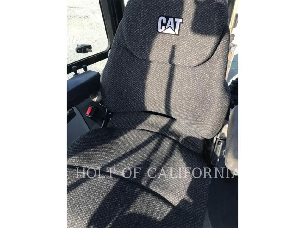 CAT 420F2 Екскаватори-навантажувачі