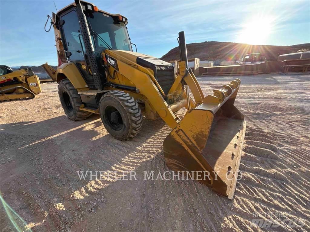 CAT 420F2 Екскаватори-навантажувачі