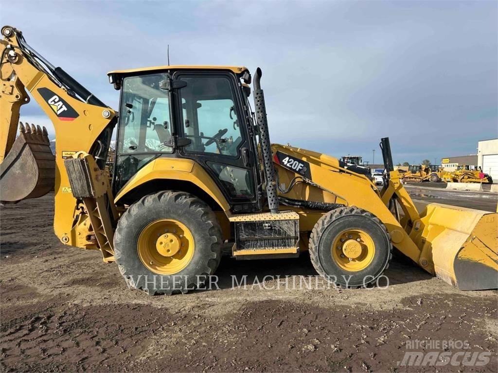 CAT 420F2 Екскаватори-навантажувачі