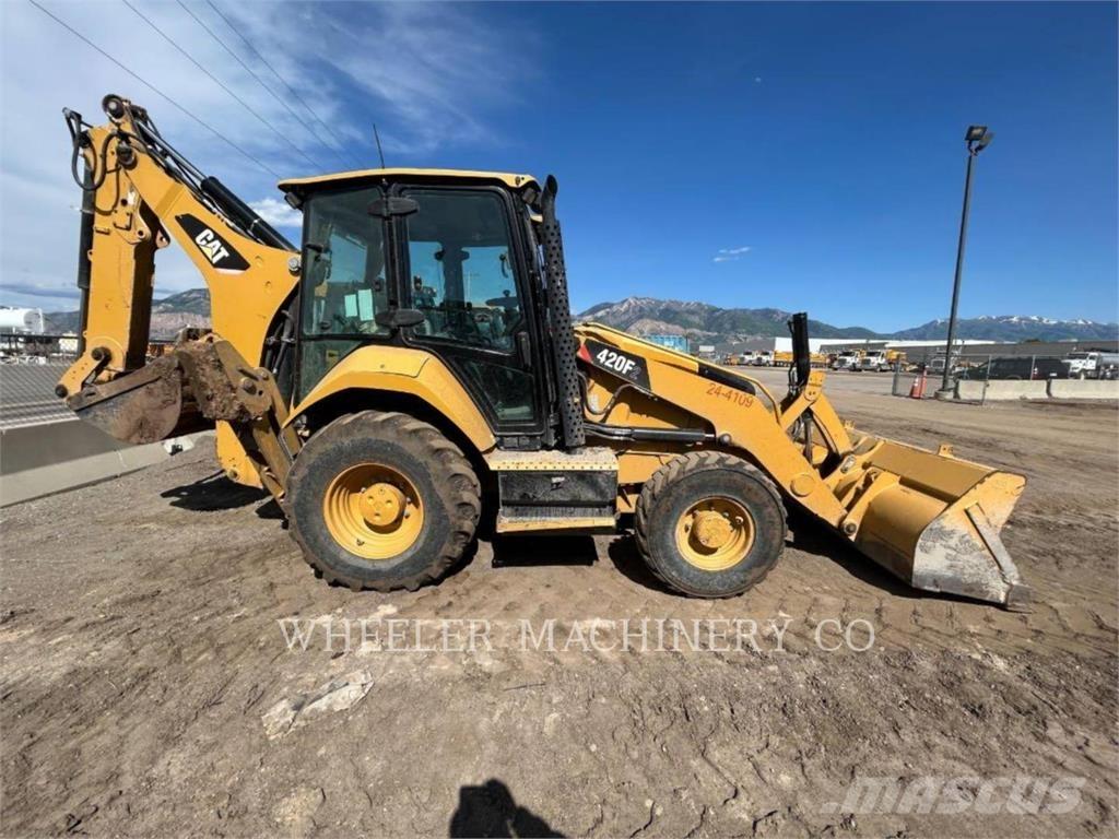 CAT 420F2 Екскаватори-навантажувачі