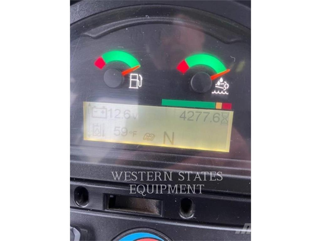 CAT 420F2 Екскаватори-навантажувачі