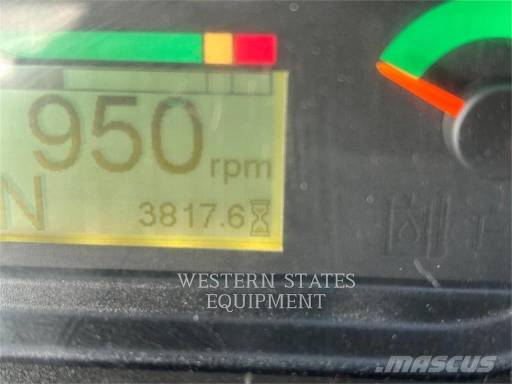 CAT 420F2 Екскаватори-навантажувачі