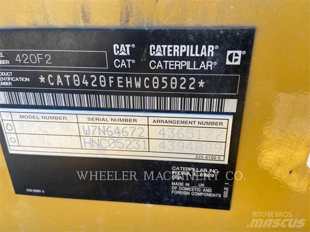 CAT 420F2 Екскаватори-навантажувачі