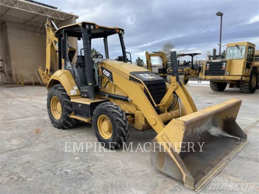 CAT 420F2 4EO Екскаватори-навантажувачі