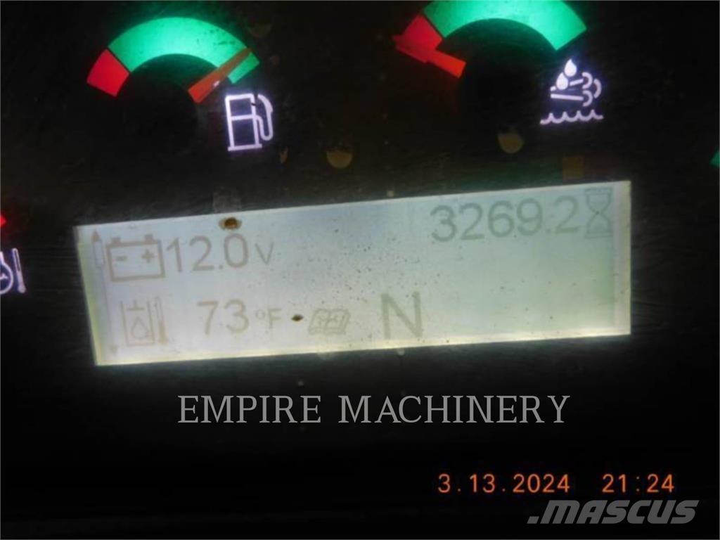 CAT 420F2 4EO Екскаватори-навантажувачі