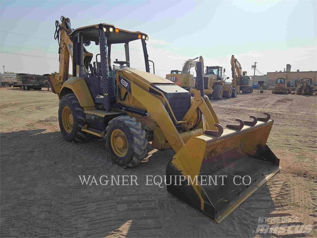 CAT 420F2 4WDE Екскаватори-навантажувачі