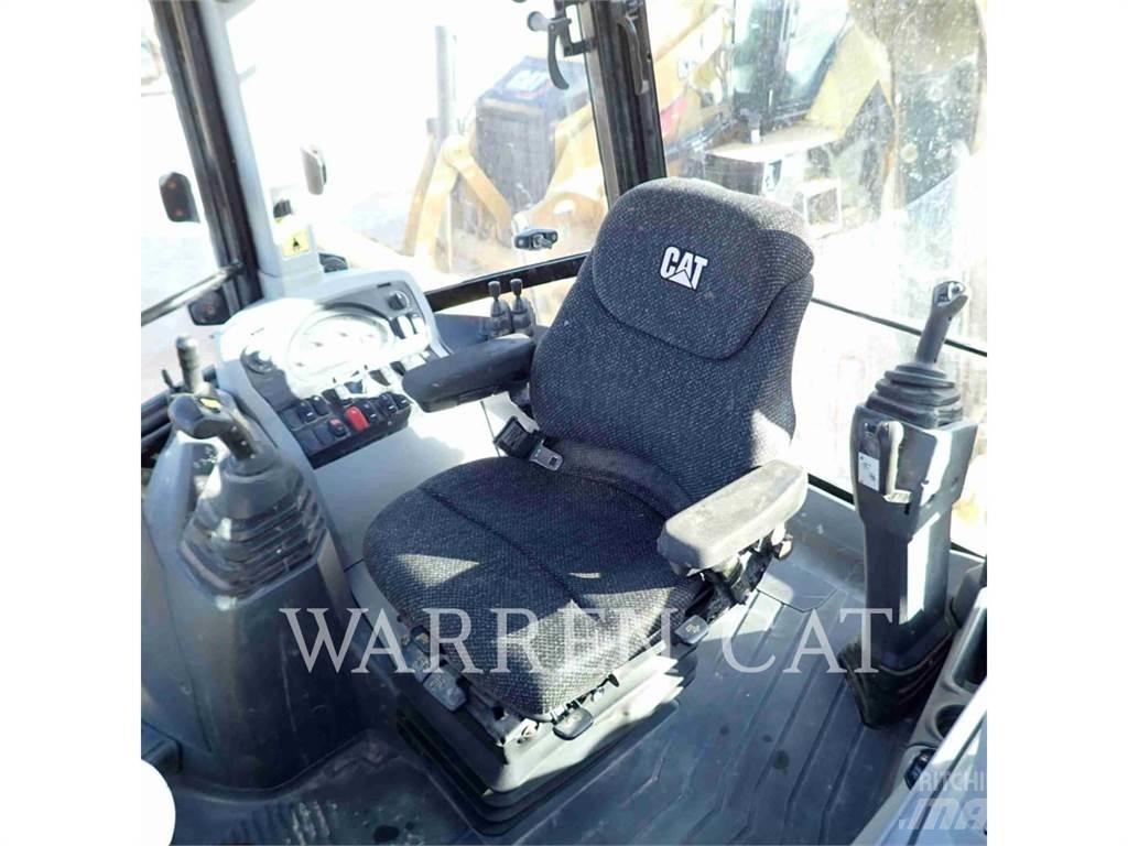 CAT 420F2 AE4T Екскаватори-навантажувачі