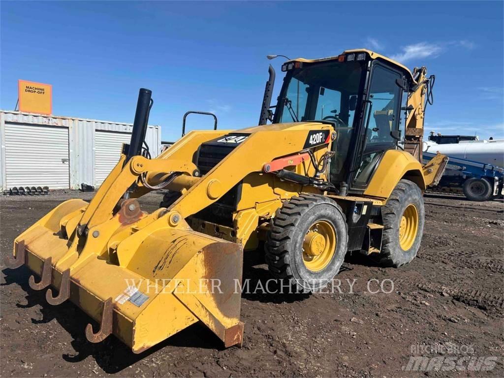 CAT 420F2 E Екскаватори-навантажувачі