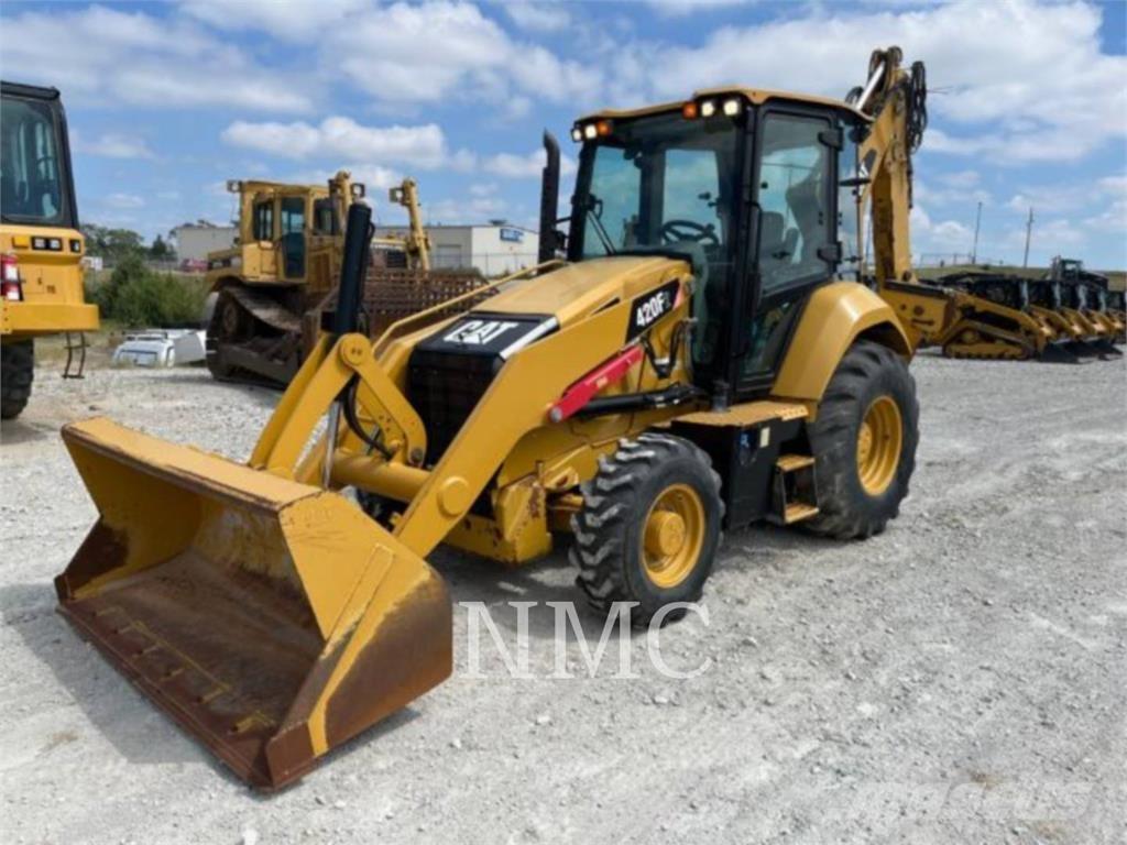 CAT 420F2 ST Екскаватори-навантажувачі
