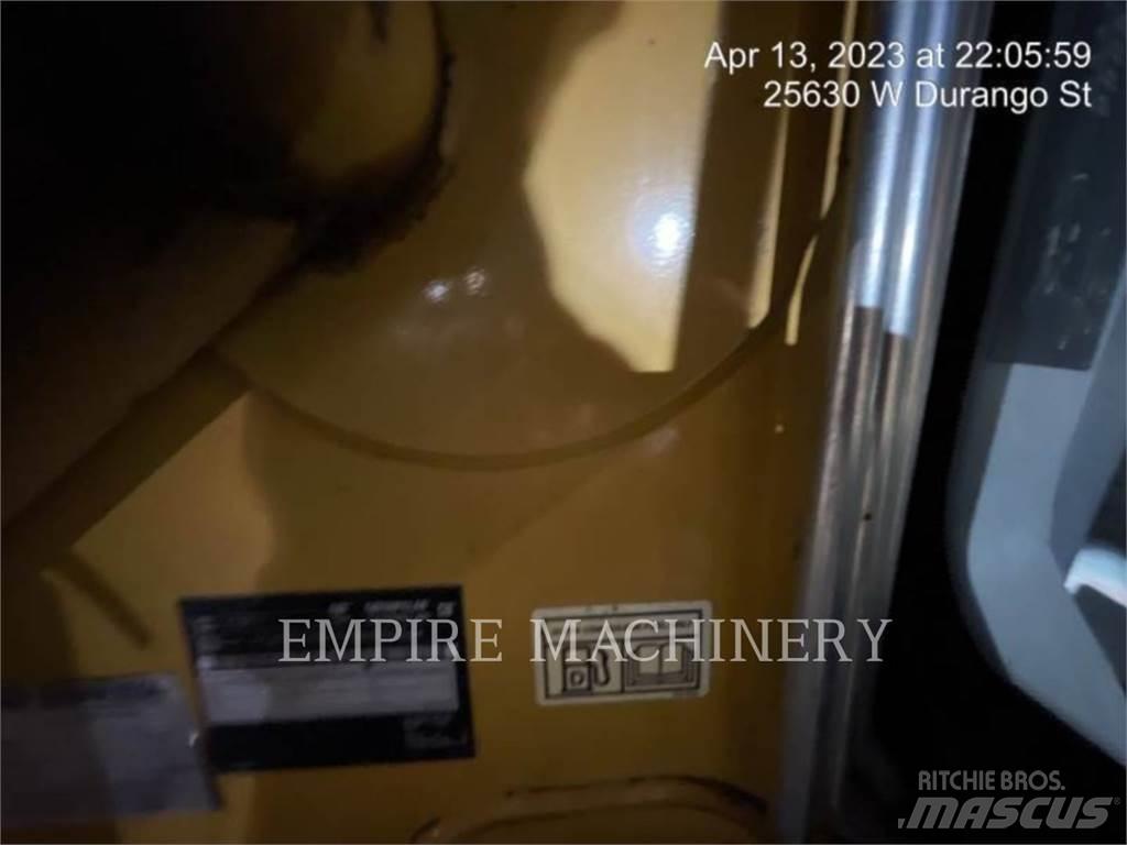 CAT 420F24EOIP Екскаватори-навантажувачі