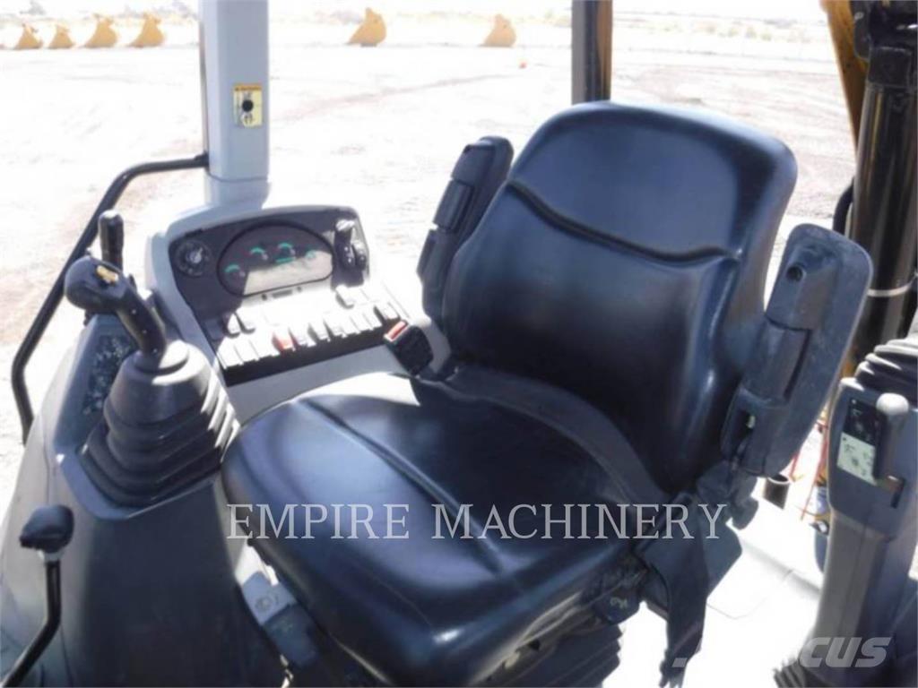 CAT 420F24EOIP Екскаватори-навантажувачі